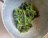 A picture of step 2 of Strapatsada with Tomato and Amaranth Greens.
