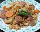Foto langkah ke 7 dari resep Tumis sayur sosis pedas.