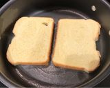 A picture of step 3 of Apple Brie Grilled Cheese 🧀.