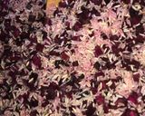 Foto del paso 3 de la receta: Arroz con tallitos de hojas de betarraga