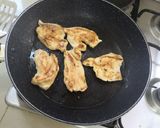 Foto del paso 1 de la receta: Pollo en crema de chile poblano