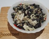 รูปขั้นตอนการทำที่ 2 ของ ถั่วแขกสีม่วงผัดไข่ขาว