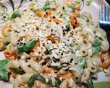 A picture of step 5 of Cheesy Tricolor White Sauce Pasta.