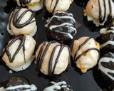 A picture of step 5 of Chocolate Bounty Balls.
