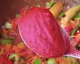 صورة لخطوة 3 من وصفة أرز بالخضار و التونة🍲