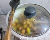 A picture of step 2 of Aloo Masala with Baby Potatoes.