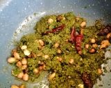 A picture of step 3 of Curry leaves rice.