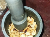 काळा तिल की रेवड़ी (Kala til ki rebdi recipe in Hindi)