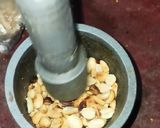 काळा तिल की रेवड़ी (Kala til ki rebdi recipe in Hindi) रेसिपी चरण 2 फोटो