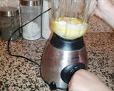 صورة لخطوة 1 من وصفة كيك بالفرماج مذاق هائل ومختلف بطريقة شيماء ام براء