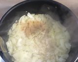 Sertésszűz hagymamártással, rizzsel recept fázis 2 fotója
