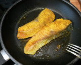 Foto del paso 2 de la receta: Salmón al curry estilo Rosa