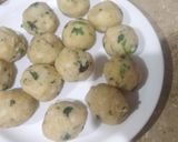 A picture of step 2 of Balls pakora.