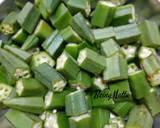 Ladyfingers Peas Goan Curry recipe step 1 photo