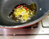 A picture of step 3 of Garlic Amarant.