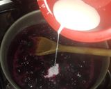 Foto del paso 5 de la receta: Bizcochuelo relleno de arándanos y crema