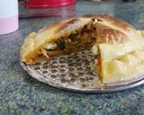 Foto del paso 9 de la receta: Tarta de pollo y verduras con masa casera