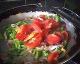 A picture of step 2 of ShakShuka.