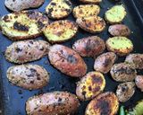 Une image de l'étape 5 de Pommes de terre grillées ail et persil (à la plancha).