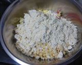 A picture of step 3 of Corn pakora.