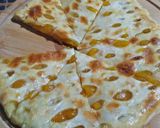 A picture of step 10 of Mango pie.