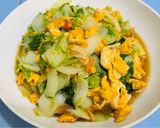 Foto langkah ke 4 dari resep Orak arik telur mix sawi putih.