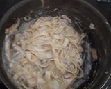 Foto del paso 5 de la receta: Nidos en salsa azul y champiñones