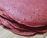 Foto del paso 4 de la receta: Frilloas color rosa sin gluten (con remolacha)