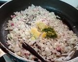 લહસૂની પાલક ખીચડી (Lahsuni Palak Khichdi Recipe In Gujarati) રેસીપી સ્ટેપ3ફોટો