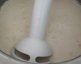 A picture of step 2 of Apple milk shake.