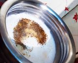 A picture of step 2 of Special Cardamon and ginger tea.