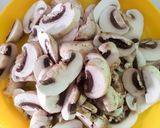 Gambar langkah 3 resipi Bihun Goreng Cendawan.