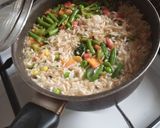 Foto del paso 4 de la receta: Arroz dorado con verduras 🤤