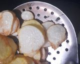 A picture of step 6 of Instant Potato Chips.