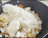 Foto del paso 5 de la receta: Wok de pavo (o como aprovechar el arroz blanco sobrante)