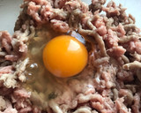 Foto del paso 3 de la receta: Albóndigas de dos carnes, guisadas con mucho amor