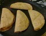 Foto del paso 6 de la receta: Sincronizadas especiales de doble queso 🧀🌮🧀