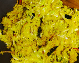 A picture of step 5 of Cabbage curry.