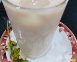 A picture of step 4 of Chikoo shake.