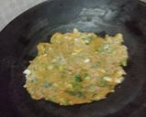 A picture of step 4 of Veg paratha.