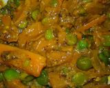 A picture of step 8 of Gajar or matar ki sabji.