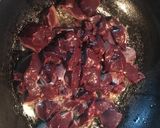 A picture of step 1 of Liver stew.