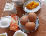 Foto del paso 1 de la receta: Bizcocho de flan 🍩🍮