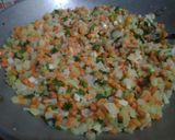 Foto langkah ke 5 dari resep Risoles Isi Ragout Sayuran.