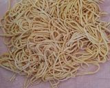 Foto langkah ke 4 dari resep Mie wortel home made.