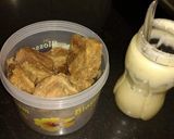 A picture of step 2 of (Semolina) Sooji Kakara Pitha.