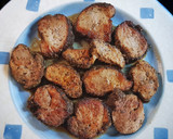 Foto del paso 5 de la receta: Solomillo de cerdo marinado con soja y finas hierbas