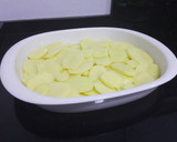 Foto del paso 1 de la receta: Bacalao al horno con base de patatas
