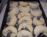 Foto del paso 5 de la receta: Medialunas caseritas