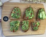 A picture of step 5 of Bruschetta with Guacamole and Salmon.
